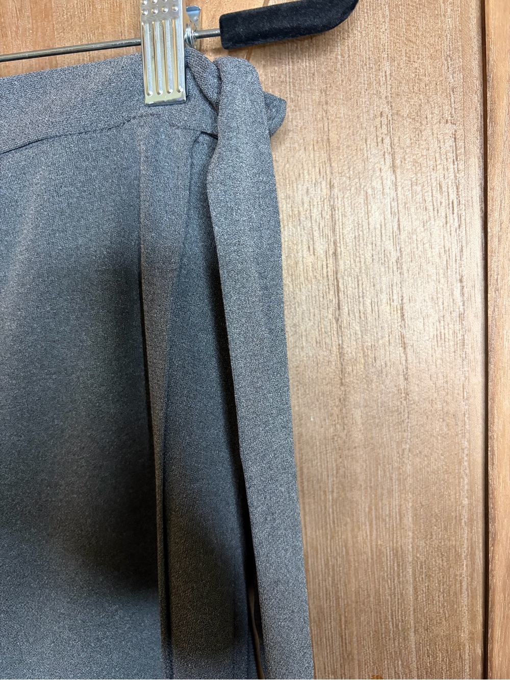 ACCOMPLICE Classic Gray Wrap Maxi Skirt SIZE LARGE - Picture 4 of 8